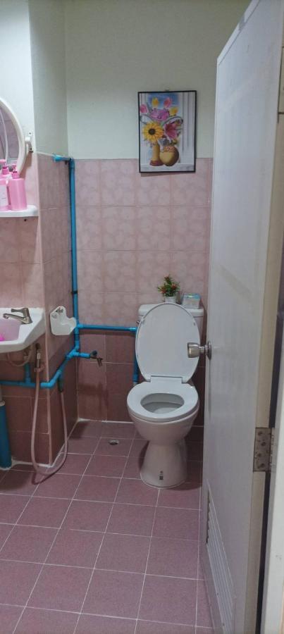 Jatuporn A3 Apartamento Rangsit Exterior foto