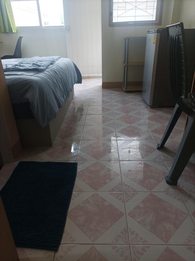 Jatuporn A3 Apartamento Rangsit Exterior foto