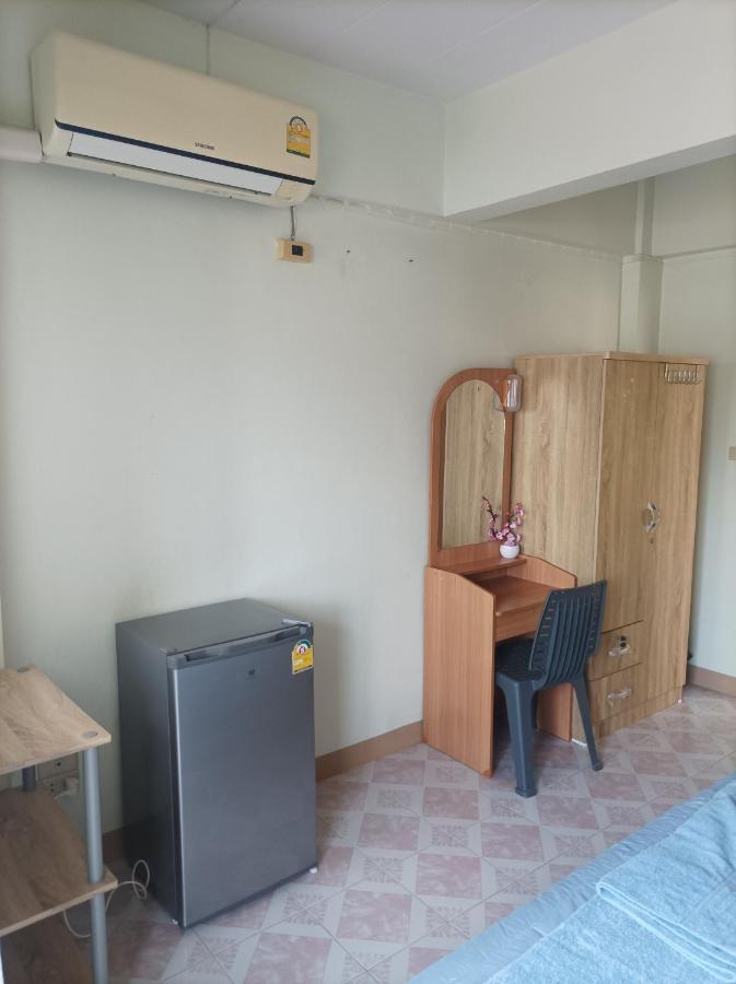 Jatuporn A3 Apartamento Rangsit Exterior foto